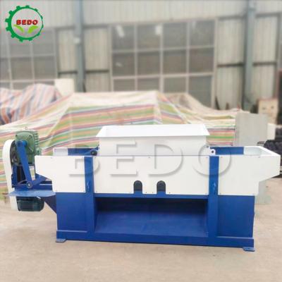 China High Efficient Wood Shavings Machine 7.5kw Power 3300*1100*1600mm for sale