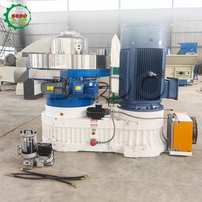 China 132KW Wood Pellet Machine With 1.2-1.5 Ton Capacity One Year Warranty for sale