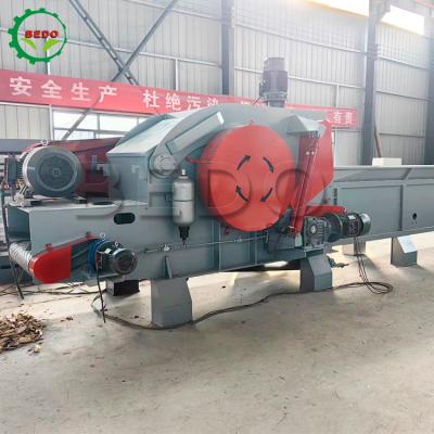 China Durable 160KW Heavy Duty Chain Feeder Drum Chipper Wood Crusher For Wood Recycling for sale