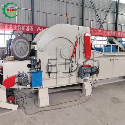 China 3KW 4KW Discharging Motor Power Wood Crusher Machine With 1000MM Width Feeder Size for sale