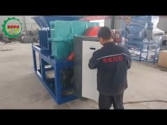 Twin Shaft Pallets Tyres Paint Bucket Shredder With Alloy Steel Blade