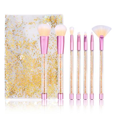 China 2019 Free Sample Angular Blush Brush Hot Selling 7pcs Transparent Sequin Diamond Handle Brush Makeup Set for sale