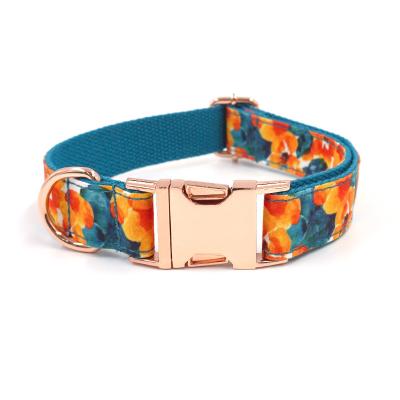 China Personalized Popular Hawaiian Style Rose Adjustable Gold Pet Marking Collars&Leashes for sale