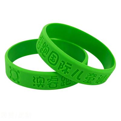 China Sports Cheap Custom Design Wristband Customized Thin Wrist Bands Silicone Rubber Material for sale