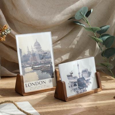 China Fashionable U-shape Solid Wood Acrylic Home Decoration Photo Frame 4*6 Inch Photo Frame 5*7 Inch Walnut Creative High Quality Pendulum for sale