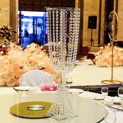 China Crystal Party Wedding Centerpieces Wedding Candelabra Event Flower Stand Table Centerpiece Romantic Wedding Decorations Tall Centerpieces for sale