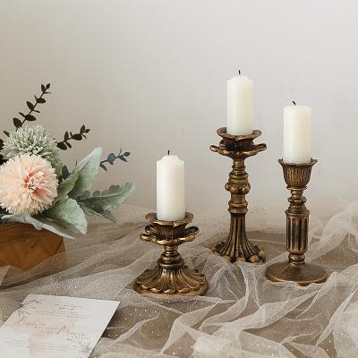 China Nordic Romantic Simple Modern Home Decoration Ornaments Retro Light Luxury Candle Holder Dining Table Candle Glow Dinner Props for sale