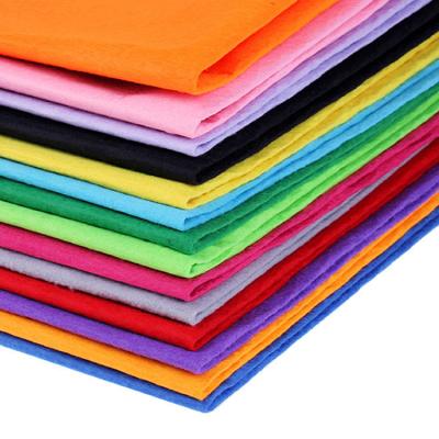 China Environmental Protection Promotion 1/2/3/4/5mm Biodegradable Eco-friendly Knitted Fabric For Industrial Or Handmade Crafts Felt Felt Fabric Wool Felt for sale