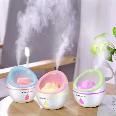 China Car Mini Sofa Cute Seven-color Light Purifying And Refilling Humidifier for sale