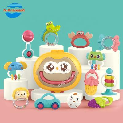 China Musical Toy DADI OEM&ODM Amazon Hot Selling Storage Rattles Toy Set Gift Baby Silicone Rattle Teether Rattle Custom for sale