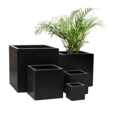 China Large Capacity Large Capacity Modern Creative Outdoor Fiberglass Mold Garden Clay Fiber Modern Design Cement Square Flower Pots for sale