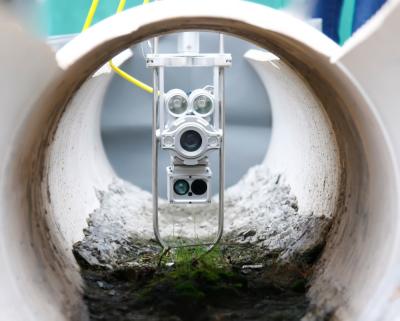 China Waterproof / Waterproof Light-Weighted Manhole Camera Sewer Pipe Inspection Camera for sale