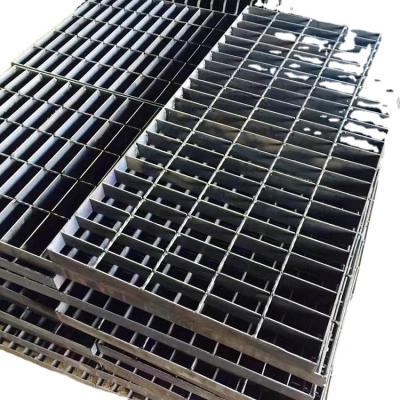 China Traditional Galvanized Ss400 Tripping, Galv Steel Grating, Galvanized Floor Grating for sale