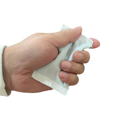 China Self Heating To Keep Warm Factory Wholesale Breathable Mini Hand Warmer Comfortable Membrane Hand Warmer for sale