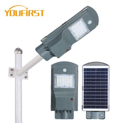 China ROAD China factory aluminum low price ip65 20w 40w 60w integrated all in one solar led street light for sale