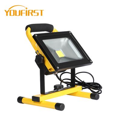 China Hot Sale Park/Stadium Rainproof Outdoor COB Ip65 20w 30w Smart Construction/Construction/Emergency Car Led Flood Light for sale