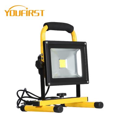 China Waterproof camping/construction/module 20w 30w car solar led flood light IP66 emergency tennis court/park/stadium China manufacturer for sale