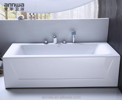 China Modern Acrylic Soaking Tub With Whirlpools Size 1705*805*570mm for sale