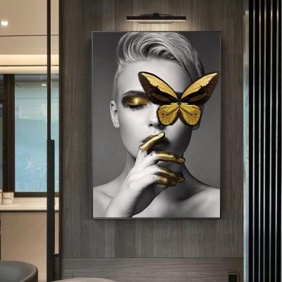 China Modern Wholesale Crystal Porcelain Diamond 5d Factory Wall Pictures Decorative Wall Art Painting Living Room for sale