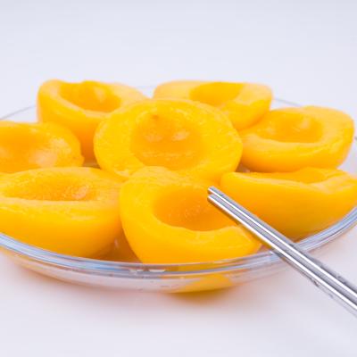 China 3000g canned canned yellow peach snack fresh peaches in water in china on sale for sale