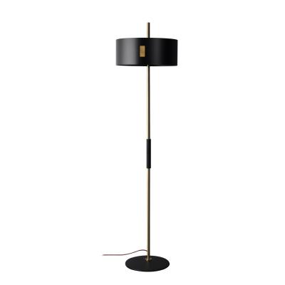 China Wholesale Post Modern Bedroom Home Decor Living Room Factory Floor Standing Luxury Black Lamp for sale