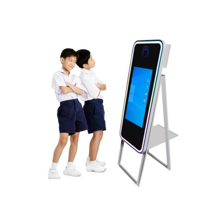 China New Romans 70inch 40inch Magic Mirror Photo Booth Selfie Photobooth Magic Machine Photo Booth For Wedding for sale