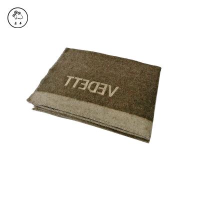 China Wholesale Disposable Pure Wool Military Army Woven Refugee Blanket for sale