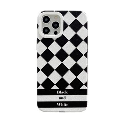 China Dropshipping Retro Anti-fall Designers New Girl Plaid Grid Checkerboard Phone Case For iPhone 13 for sale