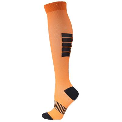 China Breathable Unisex Crew Socks Adult Breathable Sport Compression Socks for sale