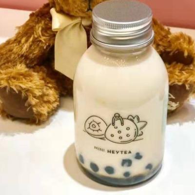 China Single Wall Wholesale Single Wall Plastic Drinks Yogurt Tea Milk Plastic Bottles for sale