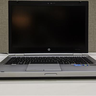 China Factory Direct Wholesale Hot Offer Camera 14.1 Inch 15.4 Inch Used Laptop Computer for sale