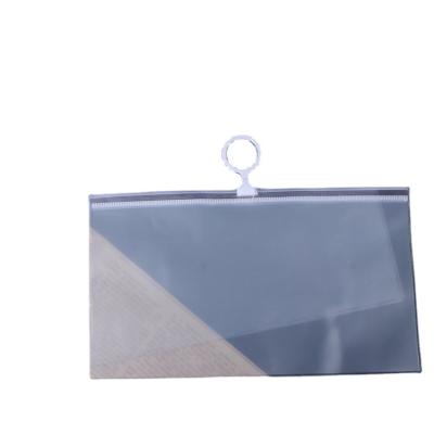 中国 Hot Sale Recyclable Many Sizes Attractive And Durable PE Zipper Bags Hanging Zipper Bag For Clothes Shoes T-shirt 販売のため