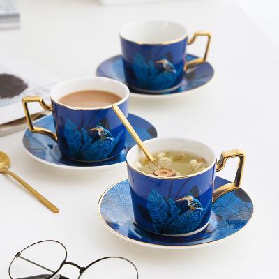 China Viable European Creative Ceramic Kitchen Cup Saucer Set Drinkware Juice Milk Mugs Golden Handle Fruit Breakfast Tea Set Coffee Cups for sale