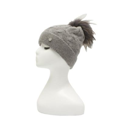 China 2021 Custom High Quality COMMON Winter Hat Warm Soft Hats Thick Knit Beanie For Women for sale