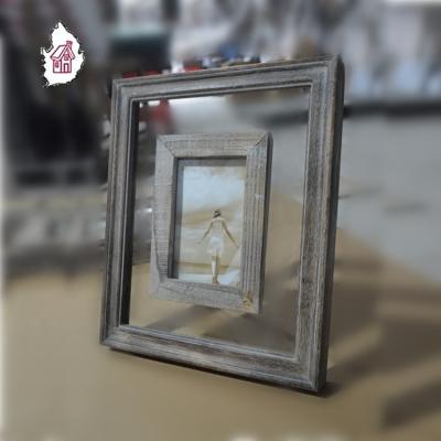 China CLASSIC high quality natural antique look wooden decorative float frame under different color for sale