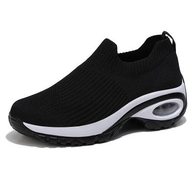 China New Spring Casual Women's Shoes Air Cushion Sneakers Flying Breathable Loafers Woven Women's Slip-On Sneakers for sale