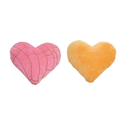 China High Quality Plush Cushion Backrest Toys / Gifts Low Price Automobile Heart Shaped Pillows for sale