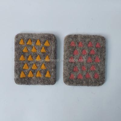 China Sustainable Gray Rectangle Teacup Rug Customized Handmade Wool Felt Coasters for sale