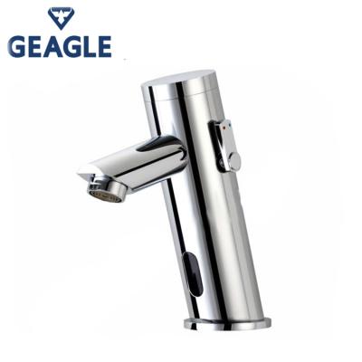 China Hot and Cold Single Handle Bathroom Basin Faucet Electric Faucet Lead Free Automatic Sensor Electric Faucets for sale