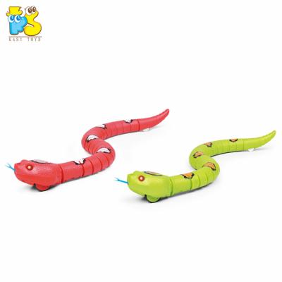 China Shantou Control Eco-friendly Material Wholesale Infrared Snake Simulated Body RC Toys Crawling Wagging Animal for sale