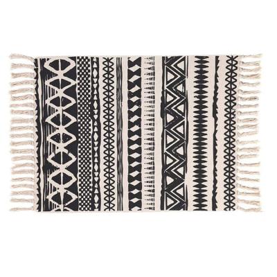 China Washable Tassels Blankets With Small Modern Geometric Print Cotton Woven Area Rugs For Living Room Boho Rug Bathroom Blanket Rug for sale