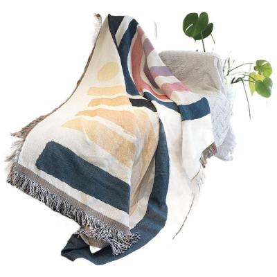 China Custom Personalized Folded Boho Picnic Blanket Cotton / Polyester Woven Blanket for sale