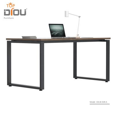 China Fashion Competitive Price And Hot Selling Modern Office Table For Office Workstation Furniture for sale