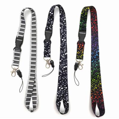 China Custom 3/4 Inch Low MOQ Hanging Badges Printing LOGO Polyester Lanyards For Staff Students for sale