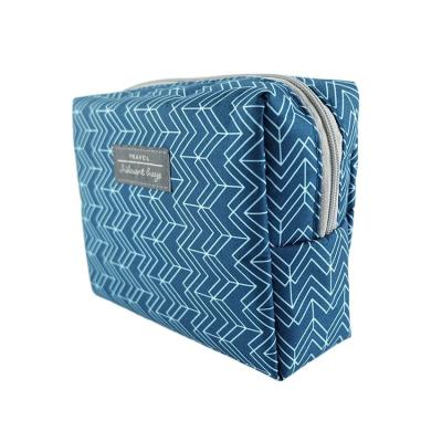 China Lady Wholesale Modern Fashion Portable Women's Travel Cosmetic Bag for sale