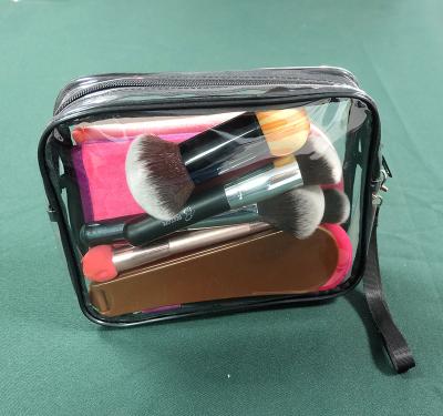 China Newest Large Capacity Waterproof Transparent Clear Makeup Pouch PVC Cosmetic Bag for sale