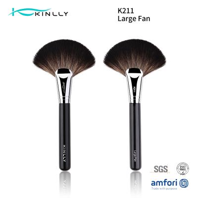 China 1pcs Highlighting Makeup Brush Bronzer Cheek bone Brush Cosmetic Tool for sale