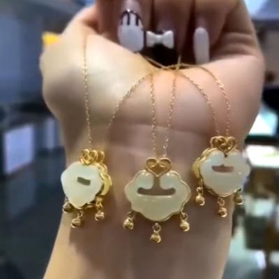 China Trendy Luxury Fashion Pure 18K Gold Charms Pendants Necklace Women Ladies Ladies Engagement Wedding Bridal Jewelry for sale