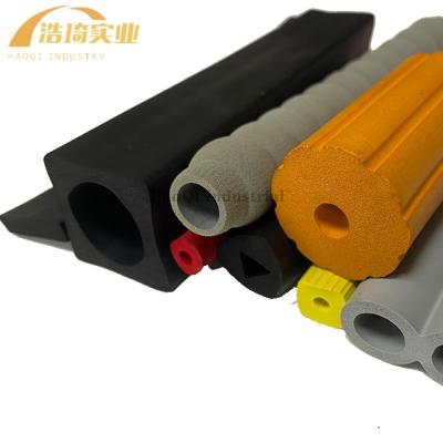 China Protective High quality foam tubing for utensils alien nbr tube grip handle for sale