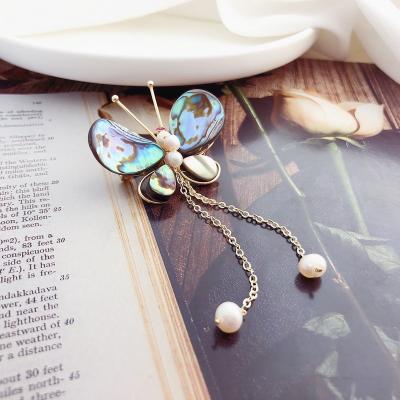 China Wholesale Freshwater Shell Brooches Fashion Butterfly Crystal Pearl Black Butterfly Brooch High Quality For Ladies for sale